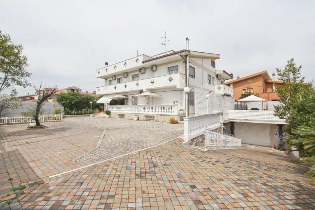 טיבולי טרמה Hotel La Maison Delle Terme מראה חיצוני תמונה